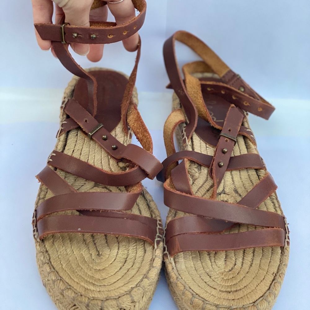 Espadrille leather strapped sandals
